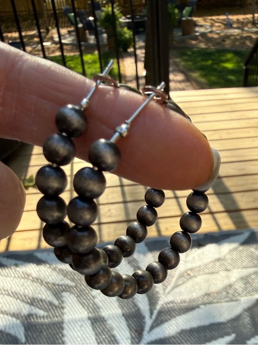 2 Pairs of Beaded Hoop Earrings in Dark Gray